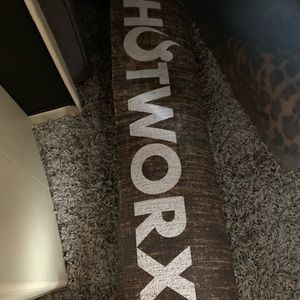 Hotworx Mat and towel